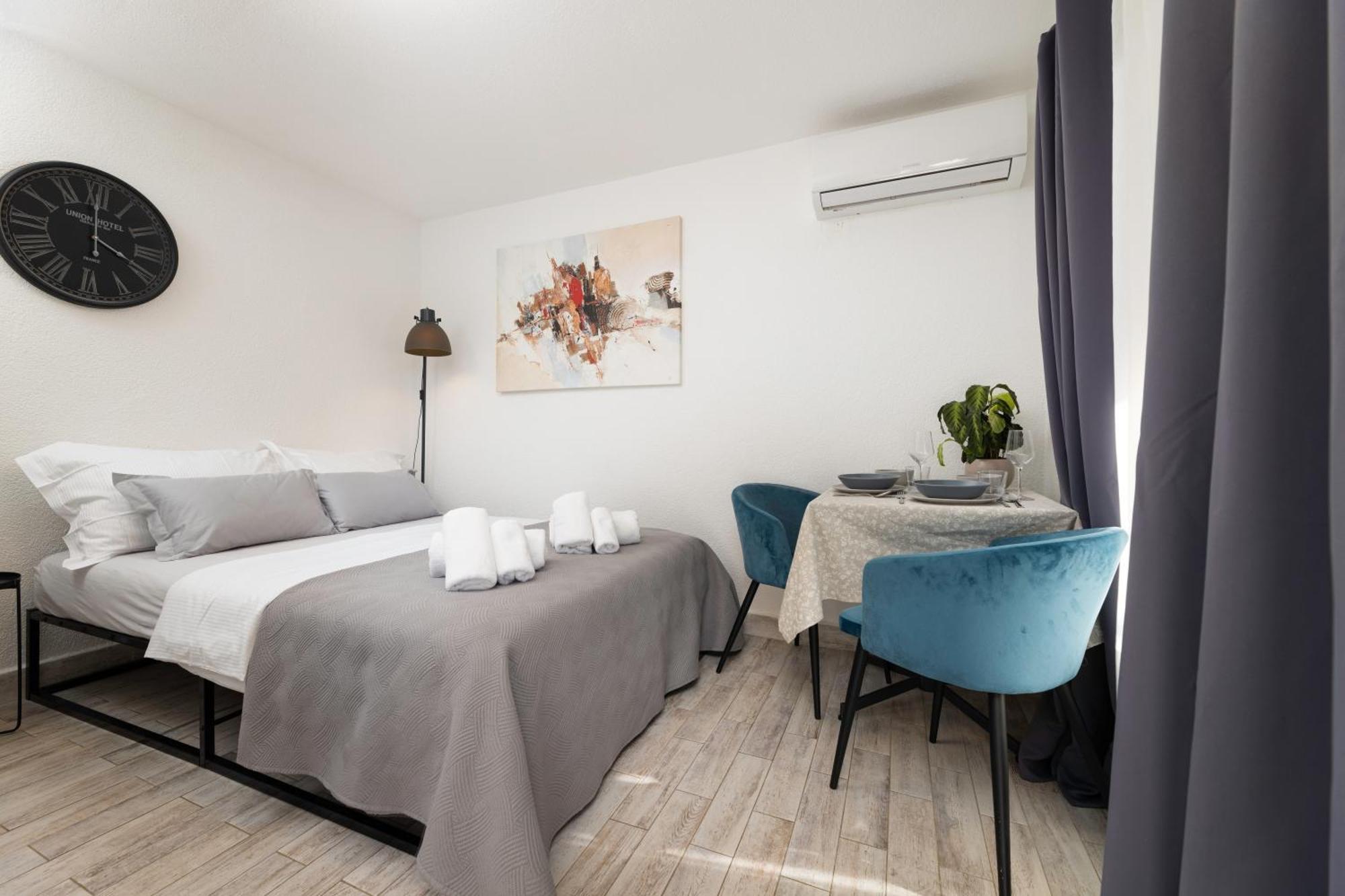Apartments Lacrima Šilo 外观 照片