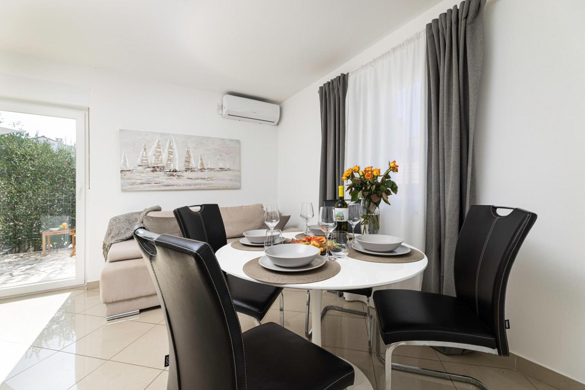 Apartments Lacrima Šilo 外观 照片