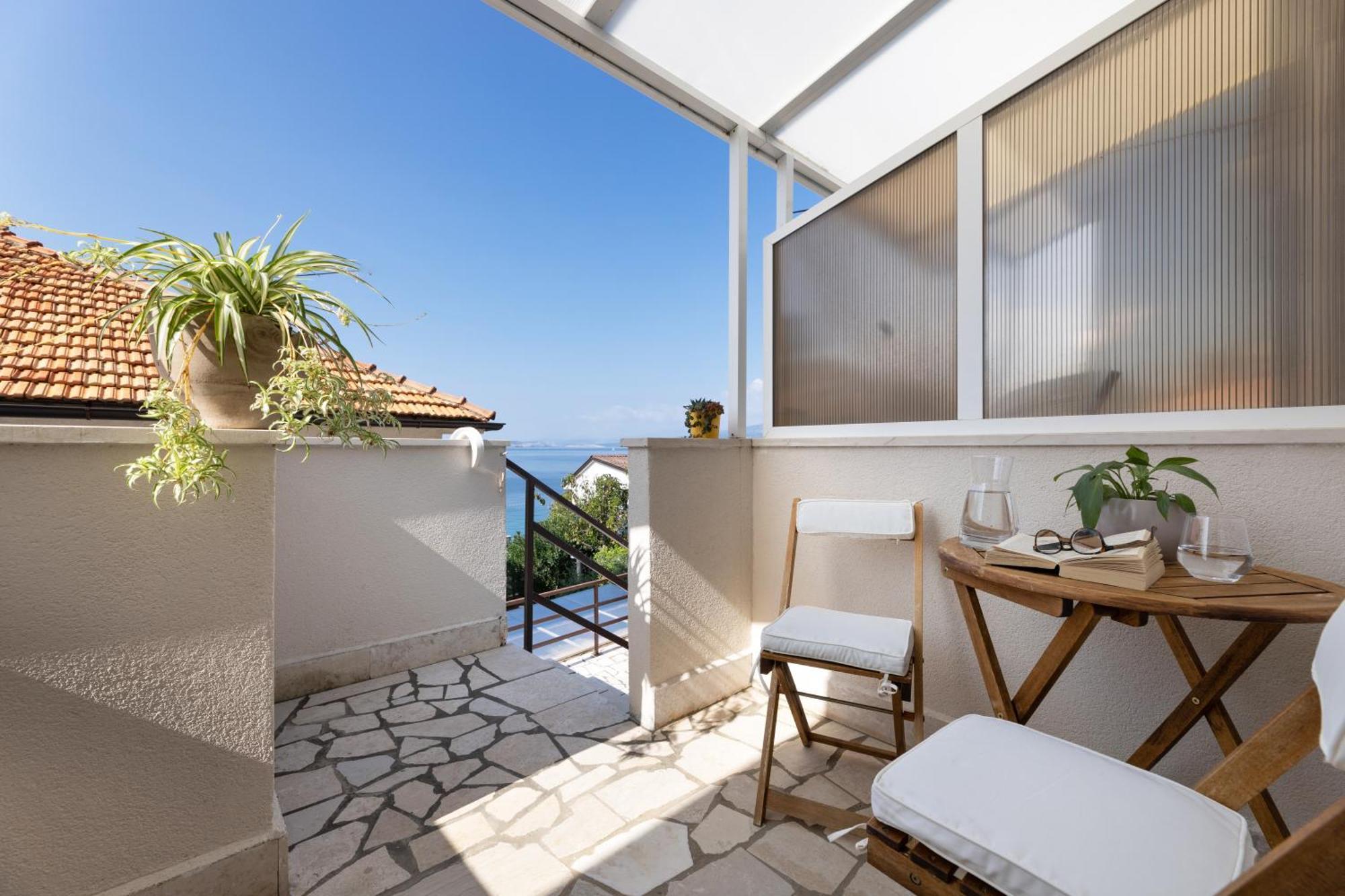 Apartments Lacrima Šilo 外观 照片